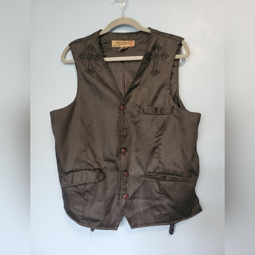 Red Snap Men's Embroidered Crucifix Pinstripe Vest L Black